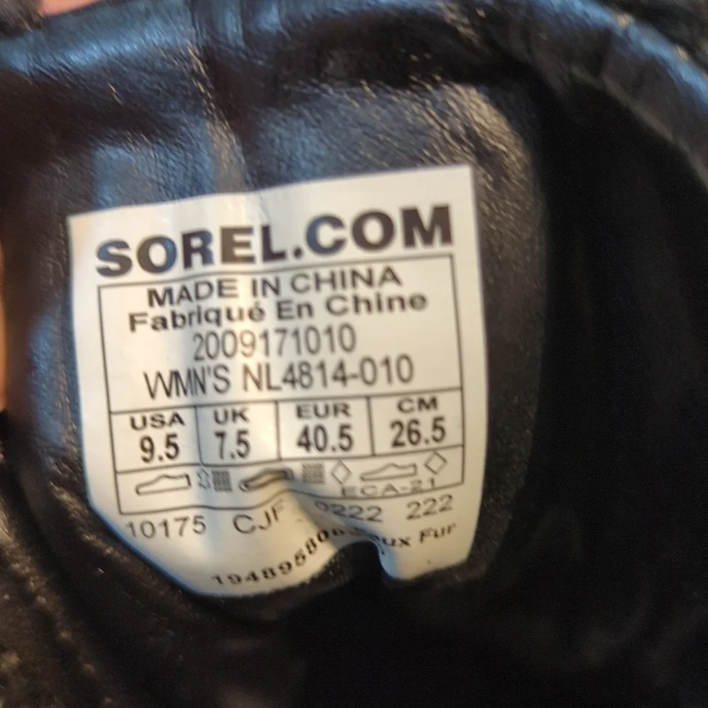 Sorel Women's Brex Heel Cozy Lace Boot...Size 9.5